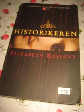 KOSTOVA: HISTORIKEREN. 2007