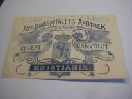 RIGSHOSPITALETS APOTHEK, KRISTIANIA. Uten trykk på baksidas. Strøken, tidleg 1900.