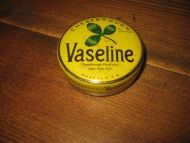 Pen, tom blikkeske Vaseline, ca 5 cm i diameter, 50 tallet