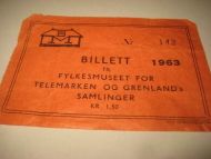 FYLKESHUSET FOR TELEMARKEN OG GRENLANDS MUSEER, pen billett fra 1961. 142