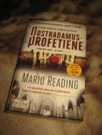 READING, MARIO: MOSTRADAMUS PROFETIENE. 2020