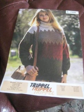 TRIPPEL. K. 7509, CARLA, størrelse  10/12 ÅR, 34/36,38/40,42/44