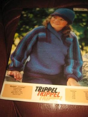 TRIPPEL. K 7528, størrelse  4,6,8,10,12 ÅR