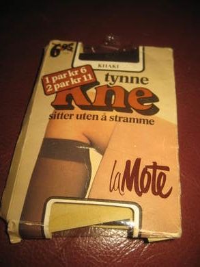 Eske med ubrukt innhold, tynne KNE,  KHAKI, fra la Mote, 70-80 tallet. Dette er eske nr 11