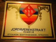 Etikett,  JORDBÆREKSTRAKT, fra Stranda Saftpresseri, 60-70 tallet. Lag din egen saft, og bruk en dekorati etikett. 