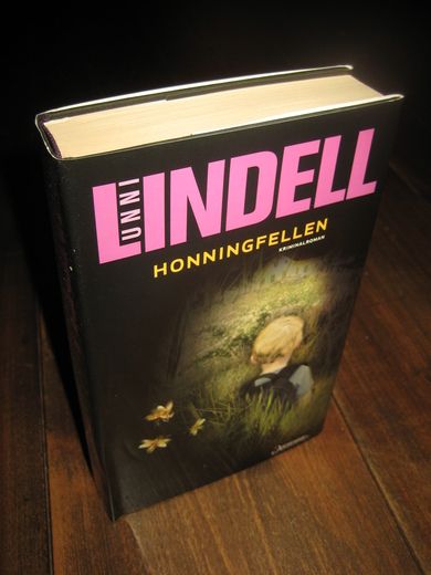 LINDELL, UNNI: HONNINGFELLEN. 2008..