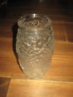 Glassvase, ca 16 cm høg, 70 tallet. 