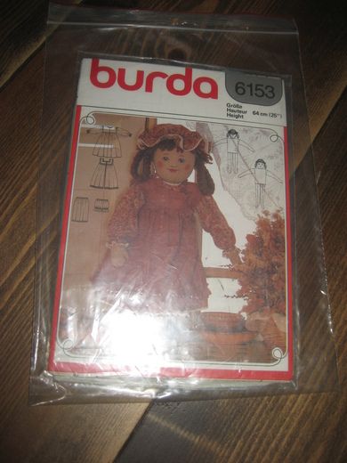 BURDA 6153.