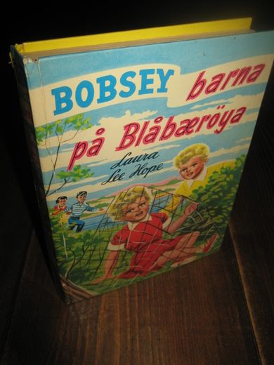 Hope, Laura Lee: BOBSEY BARNA på Blæbærøya. Bok nr 12