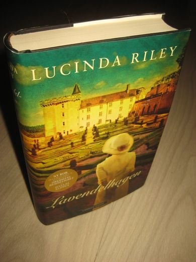 RILEY, LUCINDA: Lavendelhagen. 2013.