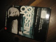 NESBØ, JO: PANSERHJERTE. 2013.