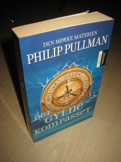 PULLMAN, PHILIP: Det GYLNE kompasset. 2009.