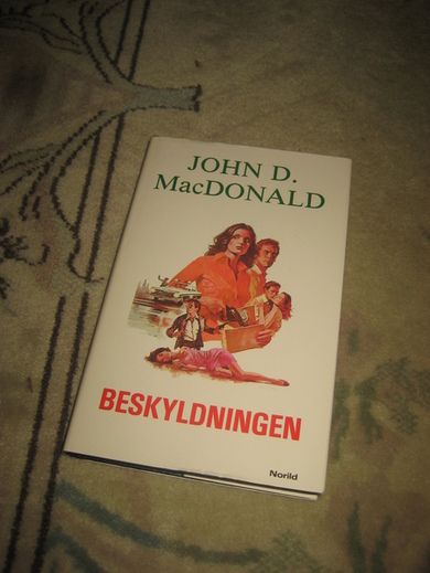 MACDONALD, JOHN: BESKYLDNINGEN. 1987.