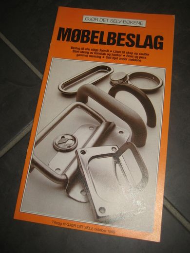 1989,nr 010, MØBELBESLAG.