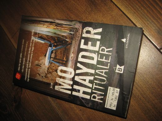 HAYDER: RITUALER. 2011. 