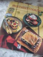 THE COMPLETED BOOK OF VEGITARIEN COOKING. 1996.