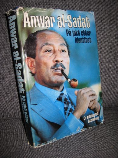 Sadat, Anwar: På jakt etter identitet. 1978.