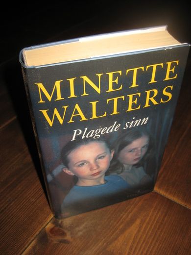 WALTERS, MINETTE: Plagede sinn. 2004. 