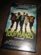 IDLE HANDS. 1999, 18 år, 90 min. 