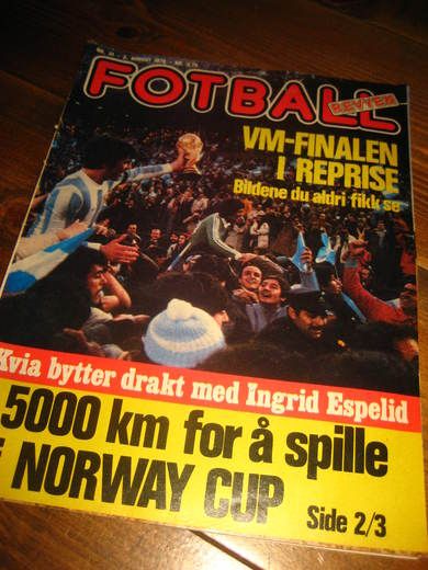 1978,nr 031, FOTBALL REVYEN