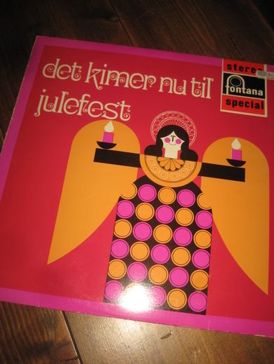 KJELL PEDERSEN BARNEKOR: det kimer nu til julefest. 1968. 