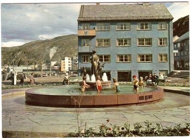 Hammerfest. Ole Olsens Plass. Mittet 139/025- 719