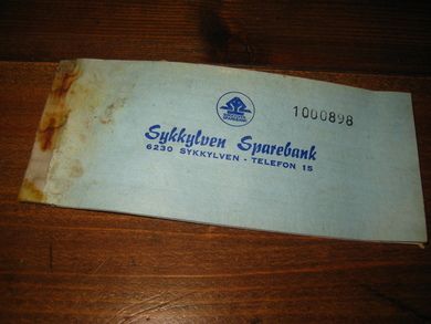 Brukt sjekkhefte fra Sykkylven Sparebank, Telf 15, Sykkylven. 60-70 tallet. 