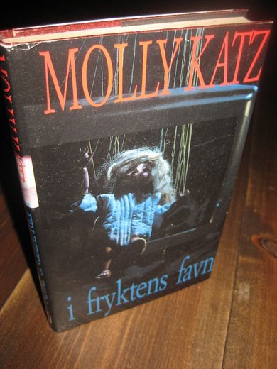 KATZ: I FRYKTENS FAVN. 1996.