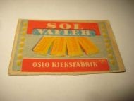 Forsida på eldre fyrstikkeske, SOL VAFLER, 60 tallet. 