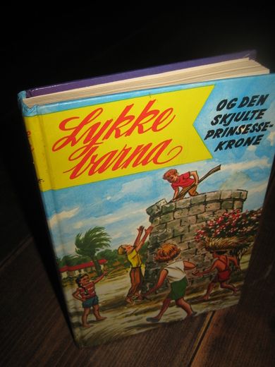 West: Lykke Barna OG den skjulte prinsesse krone.  Bok nr 10, 