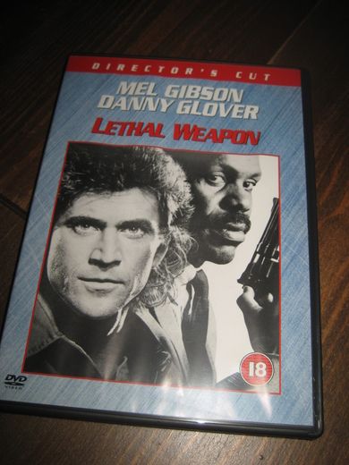 MEL GIBSON: LETHAL WEAPON. 18 ÅR, 113 MIN.