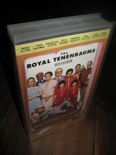 THE ROYAL TENENBAUMS. 2001, 124 MIN, 11 ÅR. 