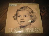 ET SOLSKINNSBARN