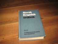 NORSK - ENGELSK ORDBOK. 1981. 