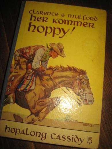 MULFORD: HER KOMMER HOPPY! Bok nr 5, 1952.