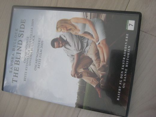 THE BLIND SIDE. 2009, 7 ÅR, 123 MIN