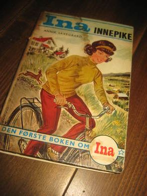 SAXEGAARD, ANNIK: INA INNEPIKE. Bok nr 1, 1971