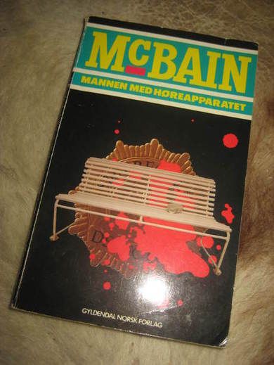 MC BAIN: MANNEN MED HØREAPPARATET. 1989.