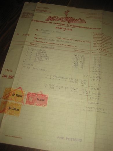 Minde SJOKOLADE - KAKAO & KONFEKTFABRIKK,   12.11.1954, med kr 205  i stempelmerker.