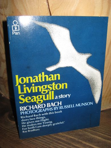 Bach: Jonathan Livingston Seagul a story. 1973.