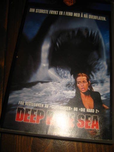 DEEP BLUE SEA. 1999, 15 ÅR, 100 MIN.