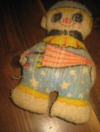 Nostalgisk bamse fra 70 tallet, ca 24 cm høg.