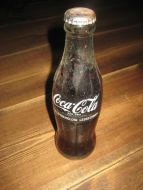 Uåpna Coca Cola flaske fra 70 tallet.  20 cm høg. 0.19 liter.