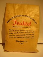 En uåpna pakke med innhold, FRUKTKONSERVERINGSMIDLET Fruktol, fra Kjemiverk, Oslo. 50-60 tallet.