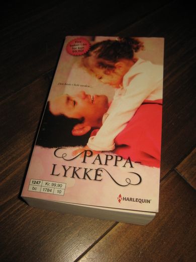 PAPPA LYKKE. 2004.