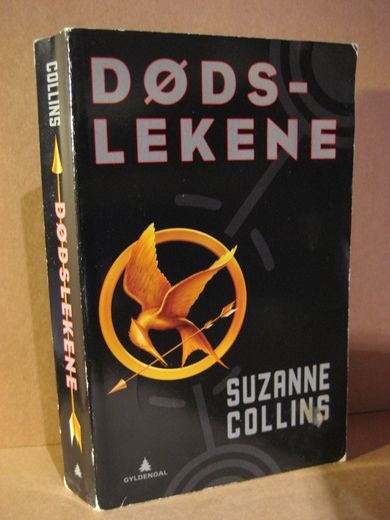 COLLINS: DØDS LEKENE. 2008.