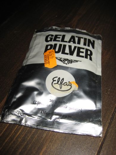 Uåpna pakke GELATIN PULVER fra Elfas, Skien. Fra 80 tallet. 