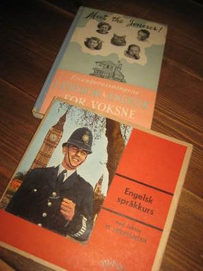 Hermansen. Meet the Jones. Lærebok i engelsk for voksne. Med kasset singelplater. 1955.