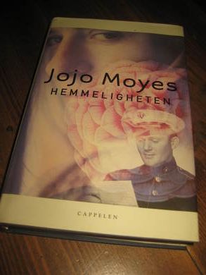 MOYES, JOJO: HEMMELIGHETEN. 2003