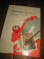 SIMONSEN: MED BINDERS OG NISSELUE. 2009.